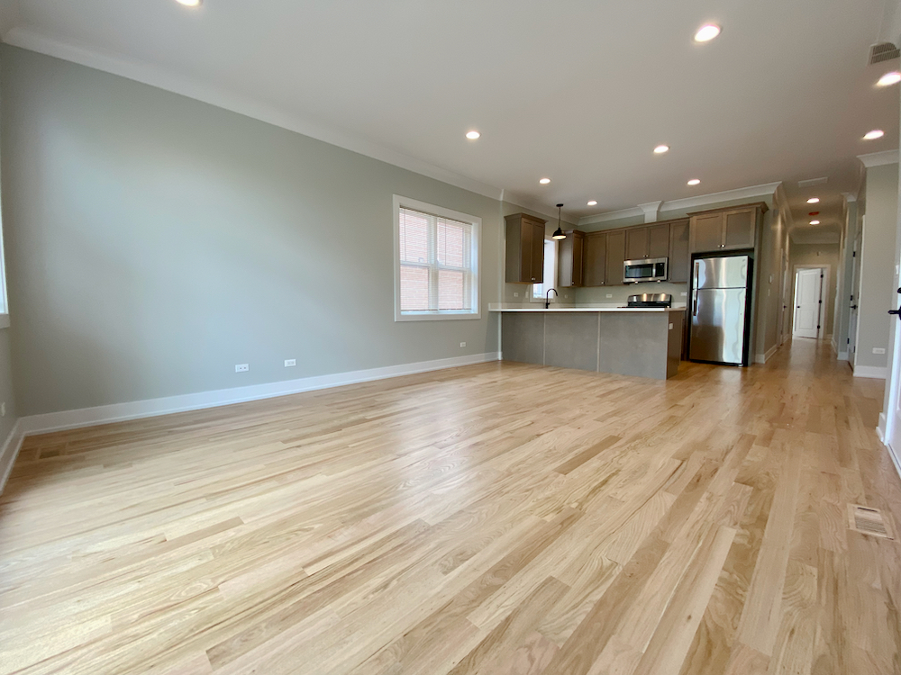 5667 W Higgins Avenue #2E, Chicago, IL 60630