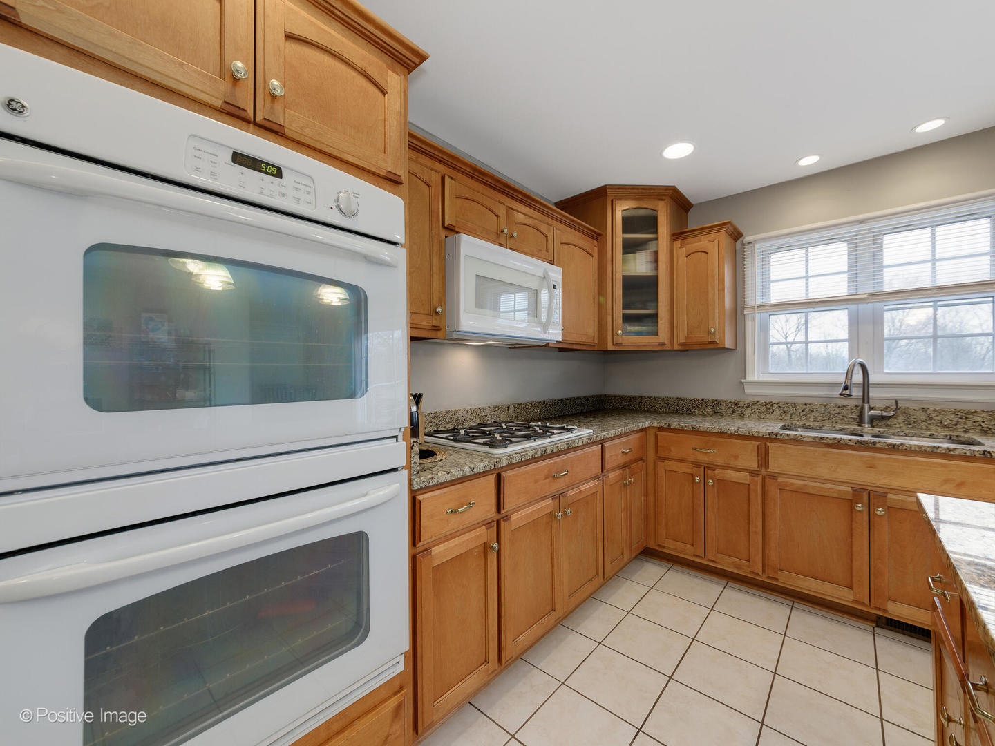 22927 COTTAGE GROVE Avenue, Steger, IL 60475