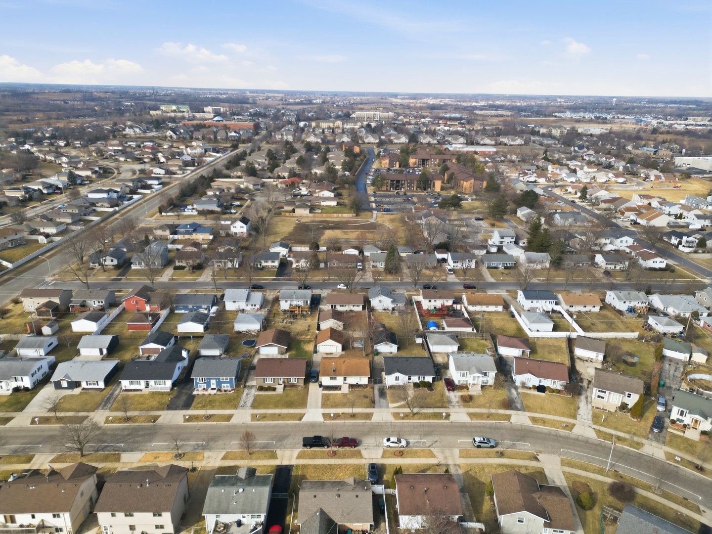 16249 92nd Avenue, Orland Hills, IL 60487