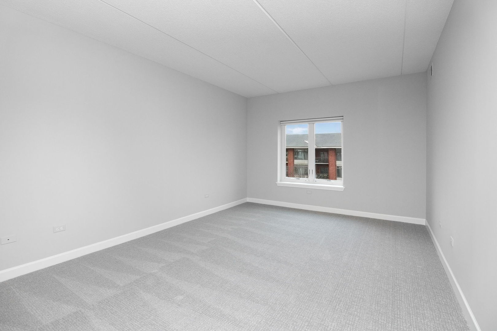 865 E 22nd Street #B412, Lombard, IL 60148