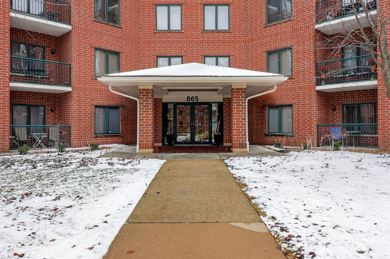 865 E 22nd Street #B412, Lombard, IL 60148