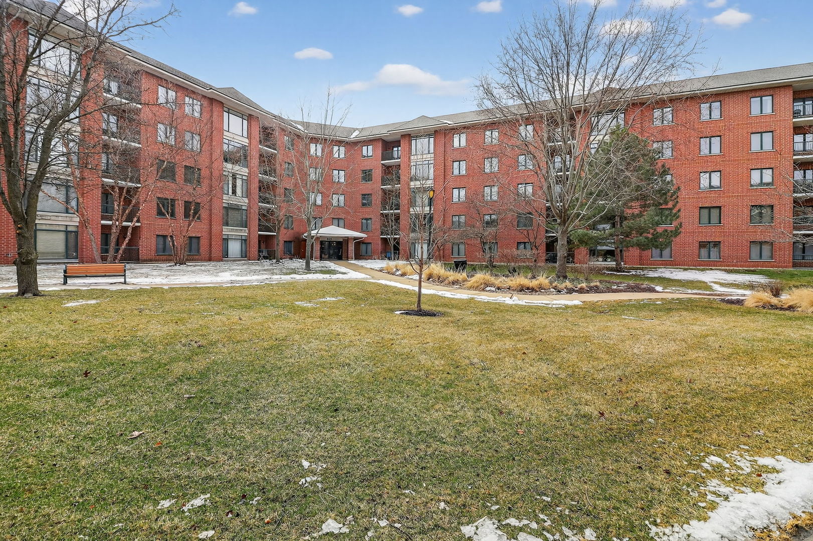 865 E 22nd Street #B412, Lombard, IL 60148