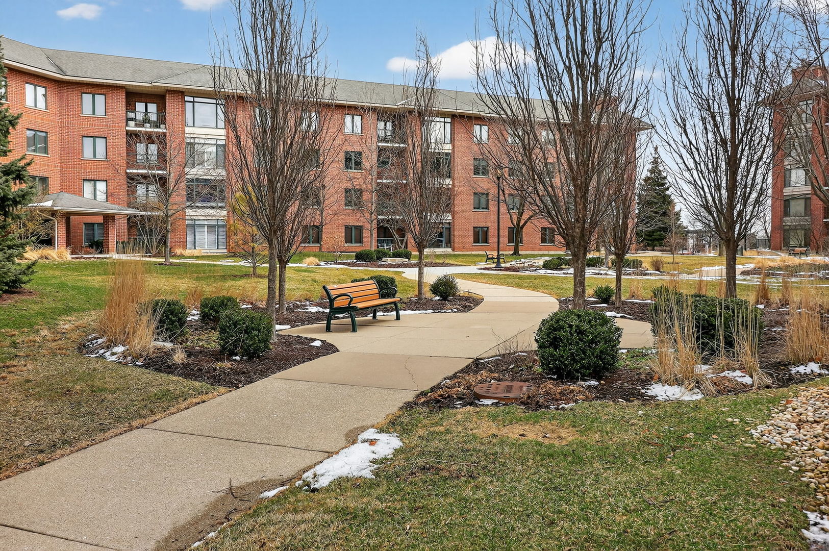 865 E 22nd Street #B412, Lombard, IL 60148