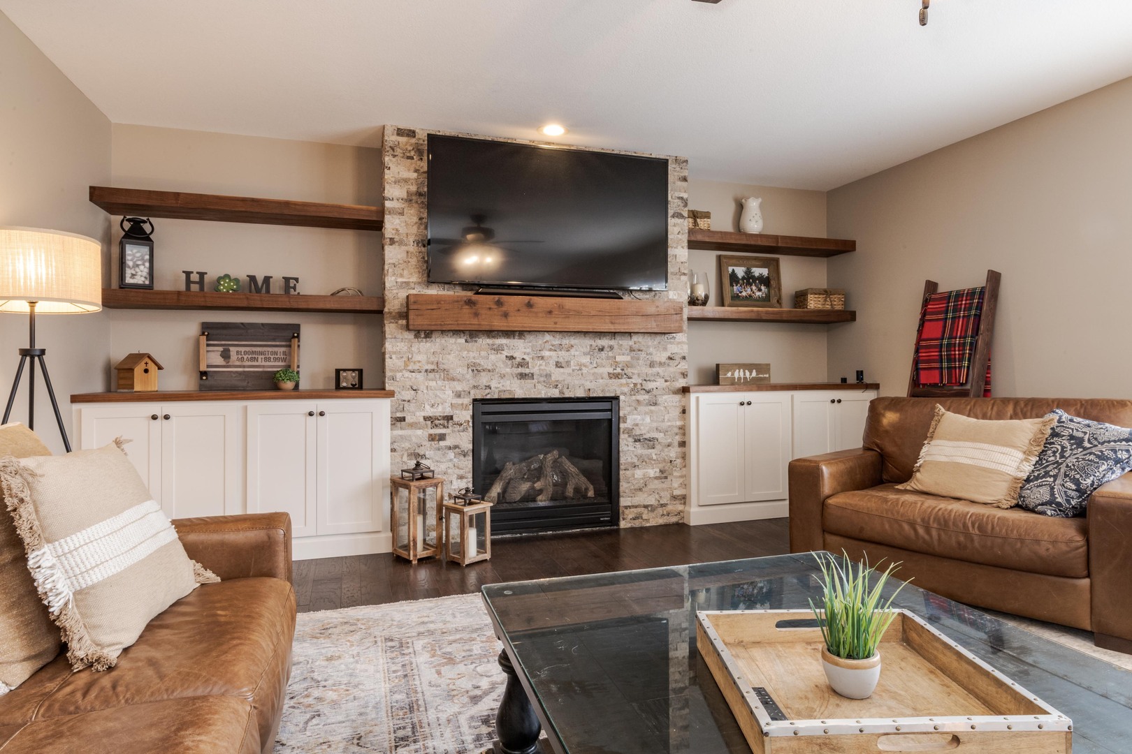 2215 Savanna Road, Bloomington, IL 61705