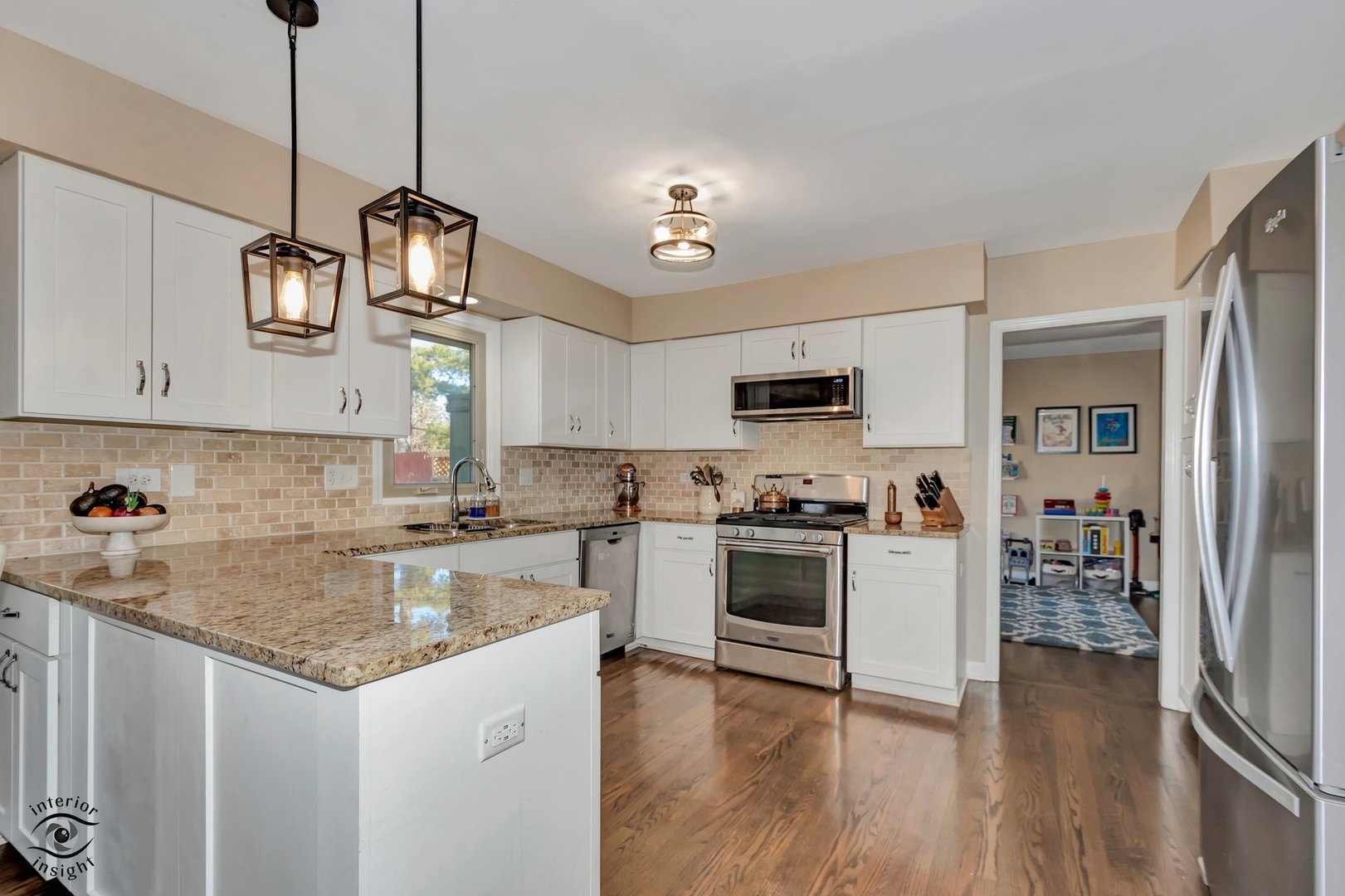 3 Hobson Court, Woodridge, IL 60517