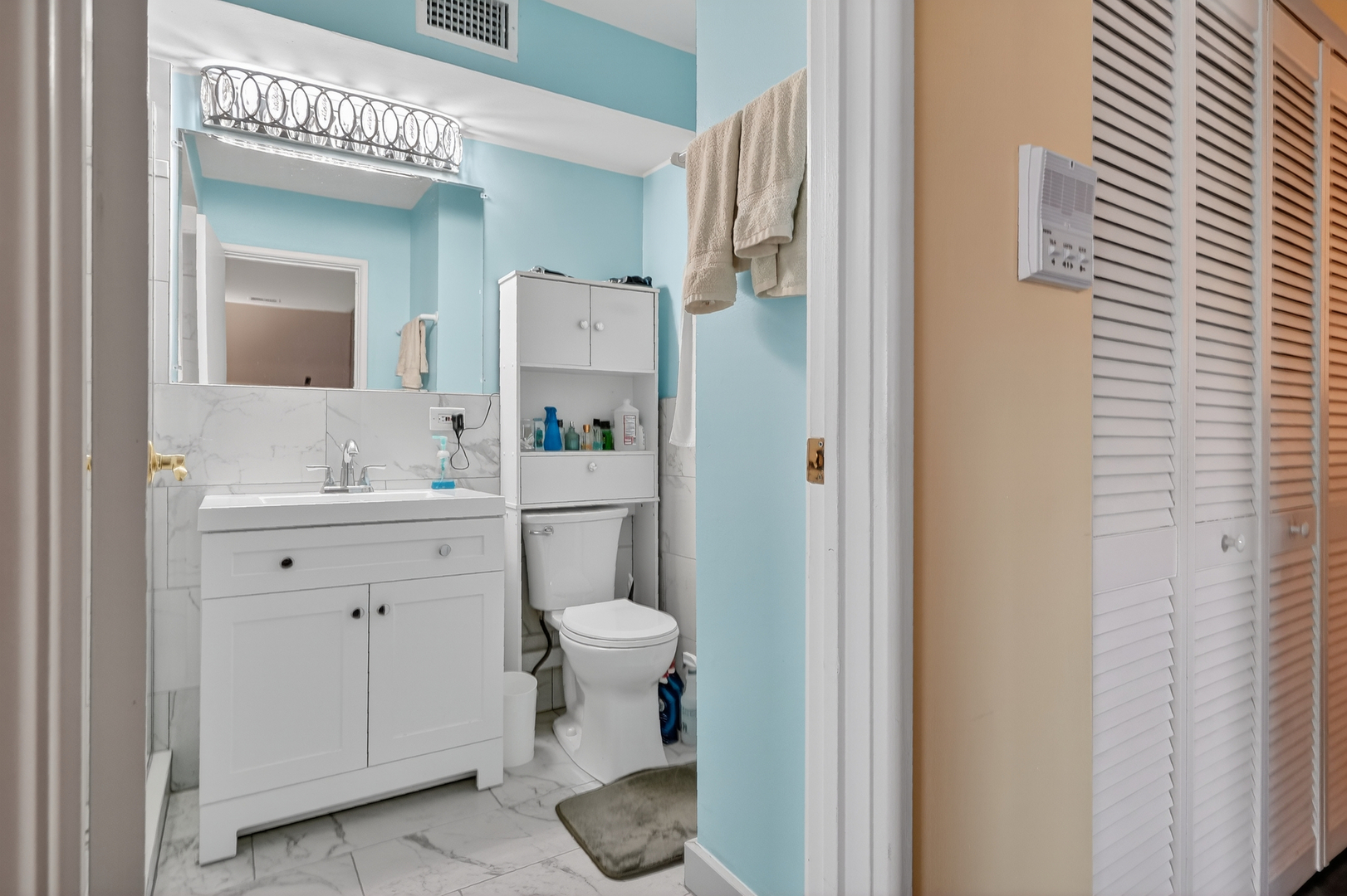 9619 Bianco Terrace #D, Des Plaines, IL 60016