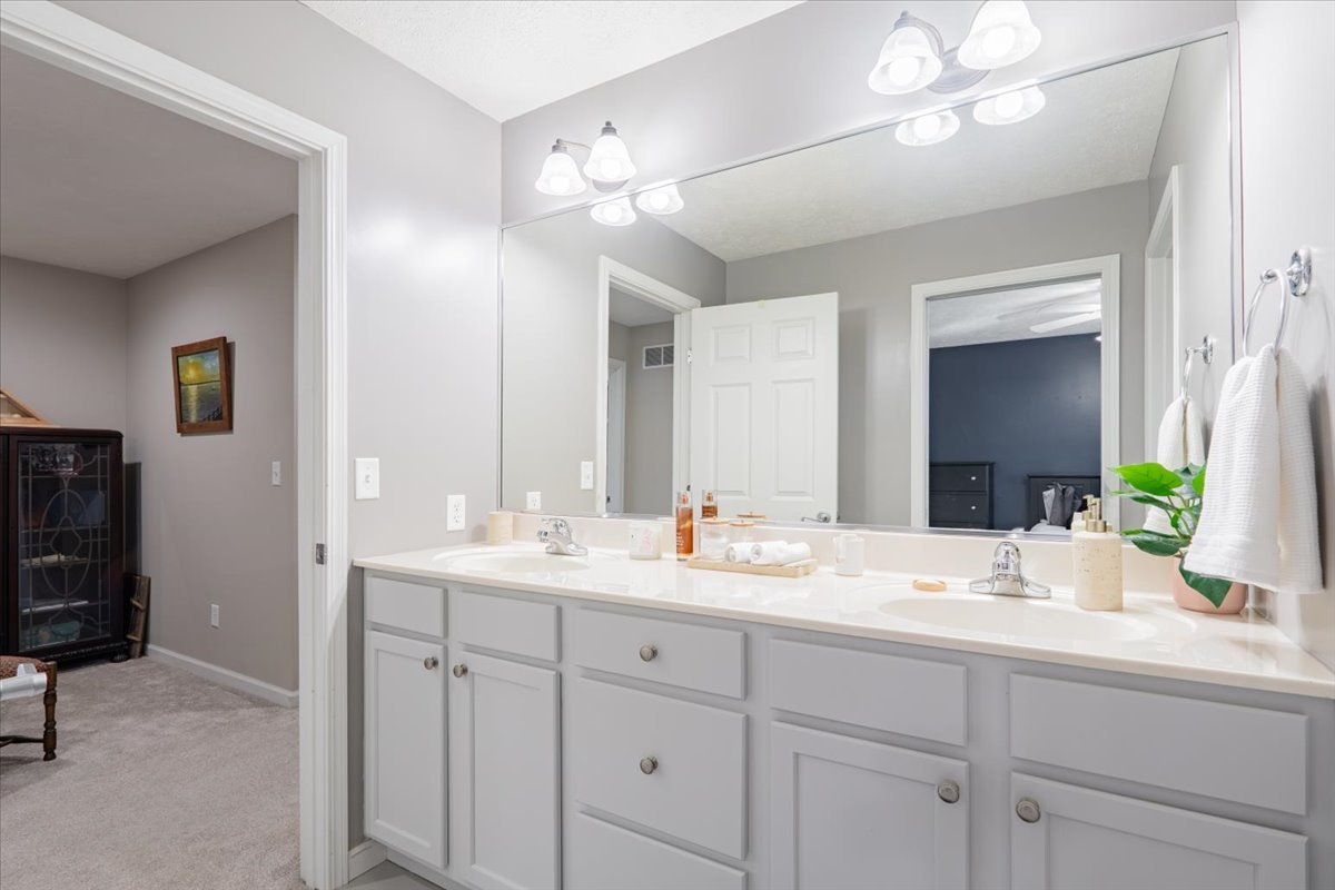 801 Balsam Road, Normal, IL 61761