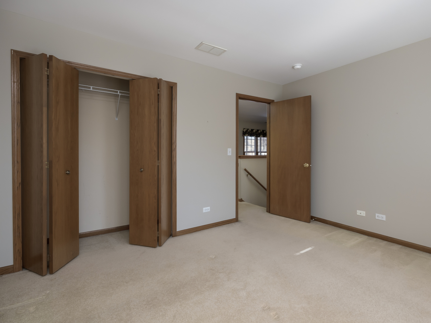 1583 Orchard Circle, Naperville, IL 60565