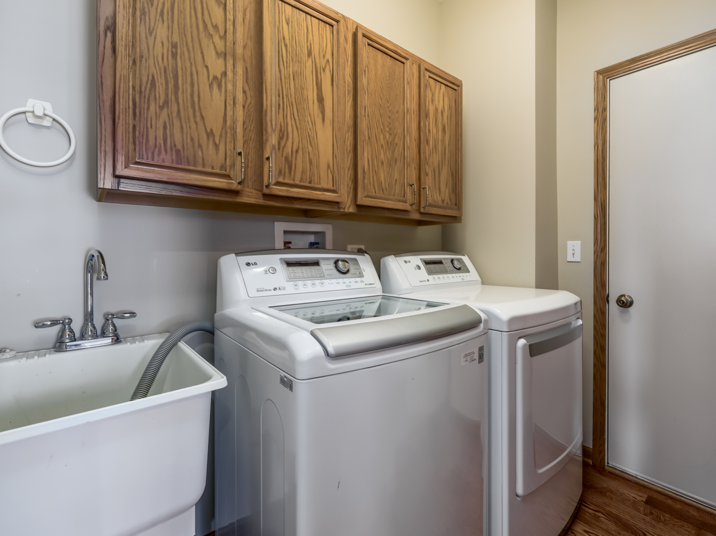 1583 Orchard Circle, Naperville, IL 60565