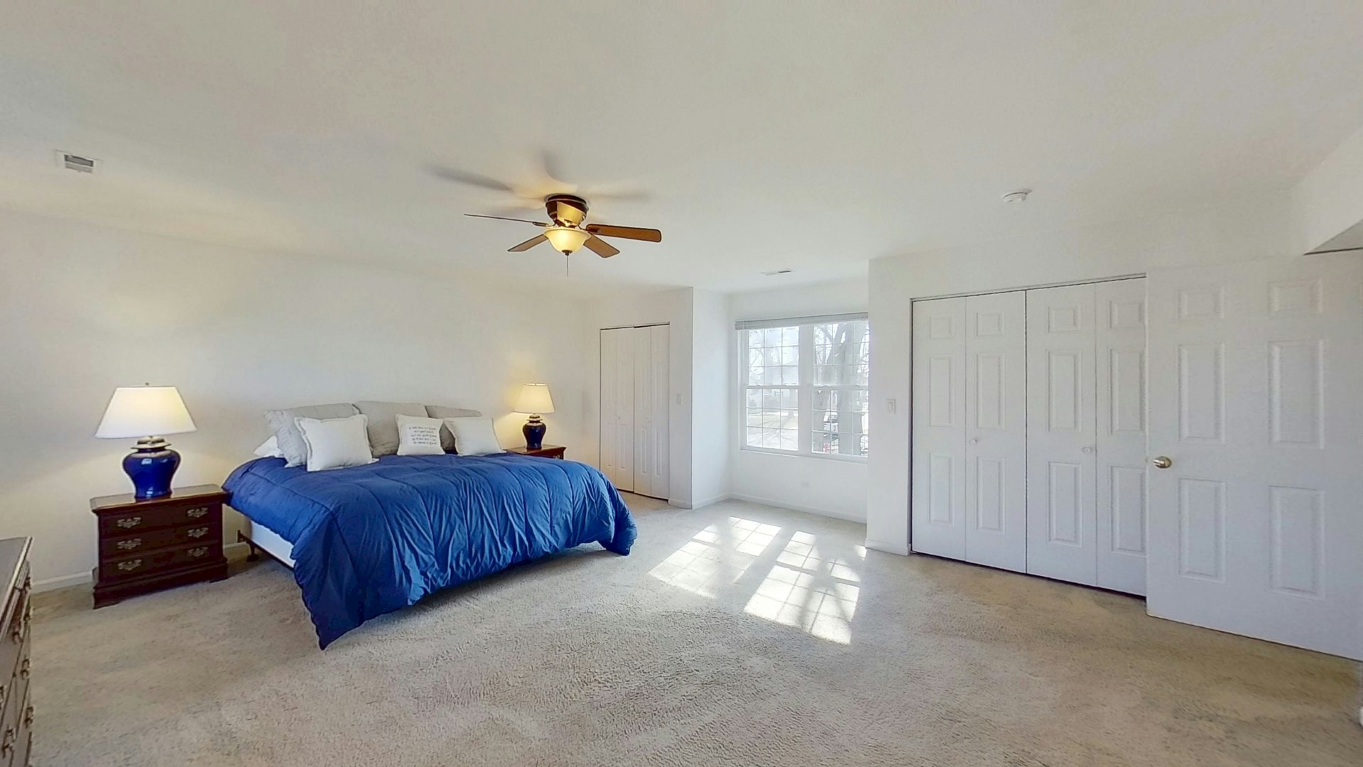 418 E Hillside Avenue, Barrington, IL 60010