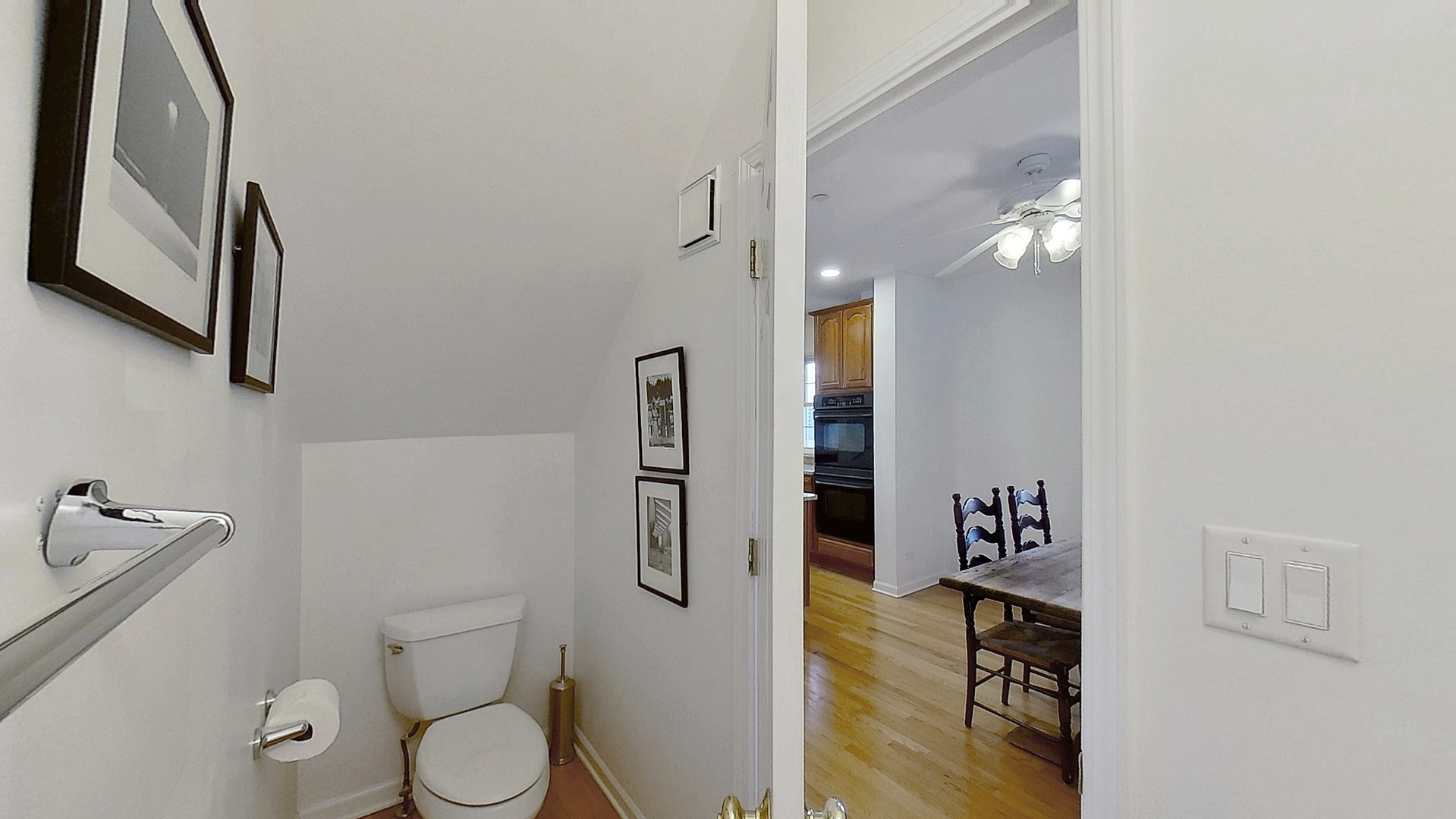 418 E Hillside Avenue, Barrington, IL 60010