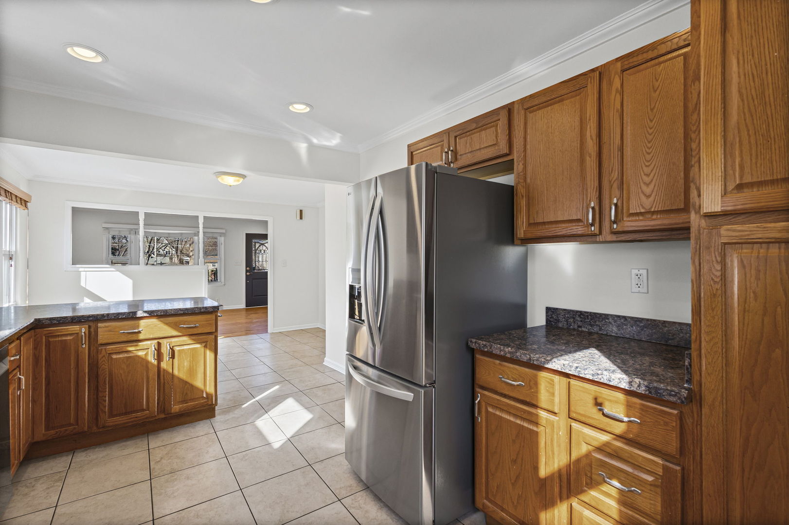 115 N PARK Street, Westmont, IL 60559