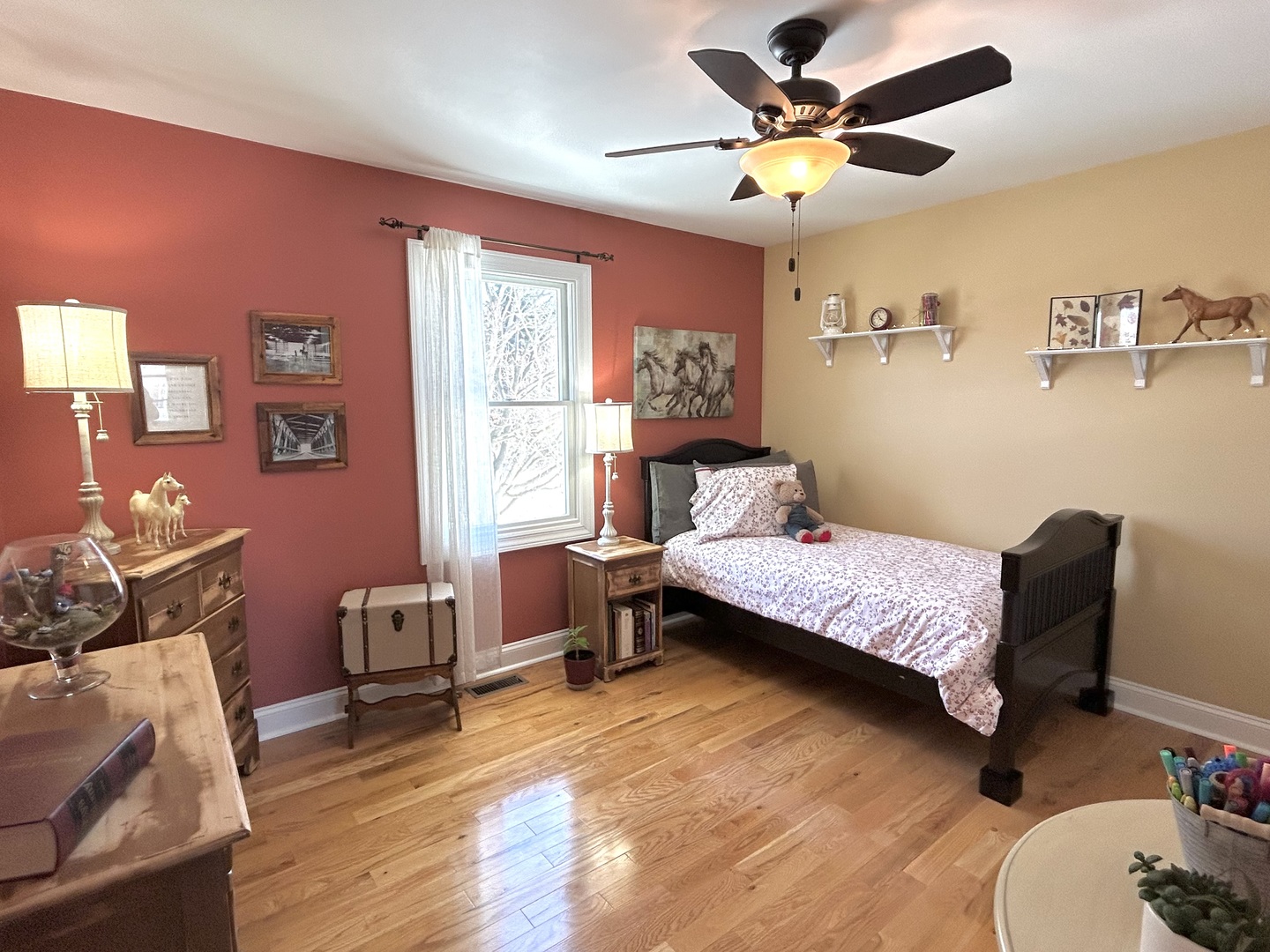 603 Arlington Parkway, Sleepy Hollow, IL 60118