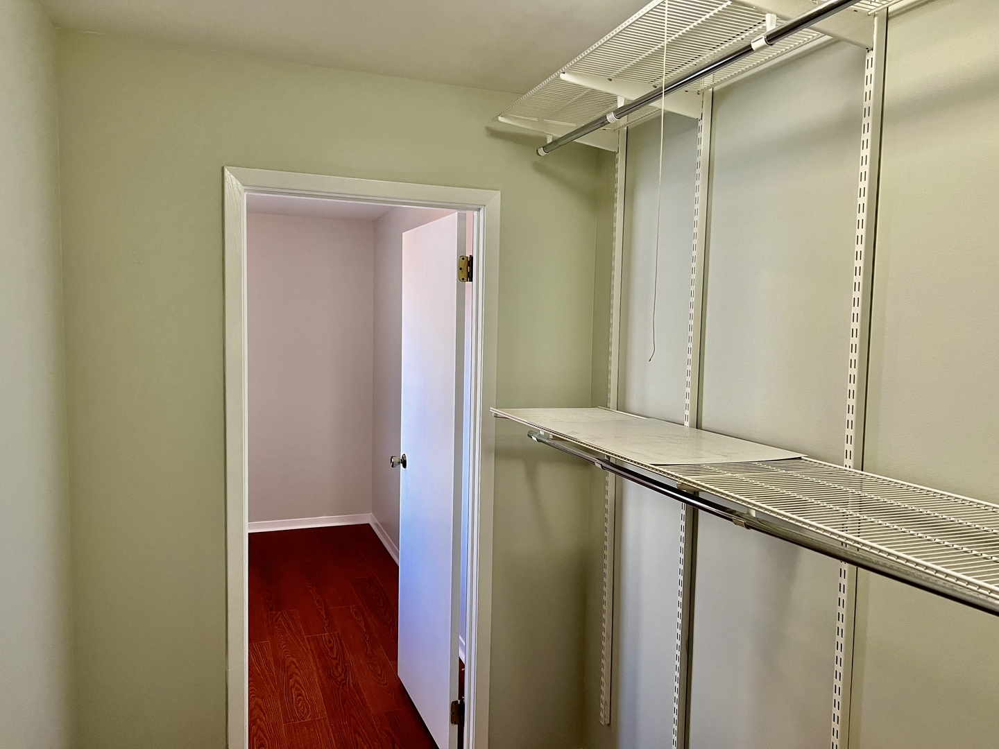 645 Le Parc Circle, Buffalo Grove, IL 60089