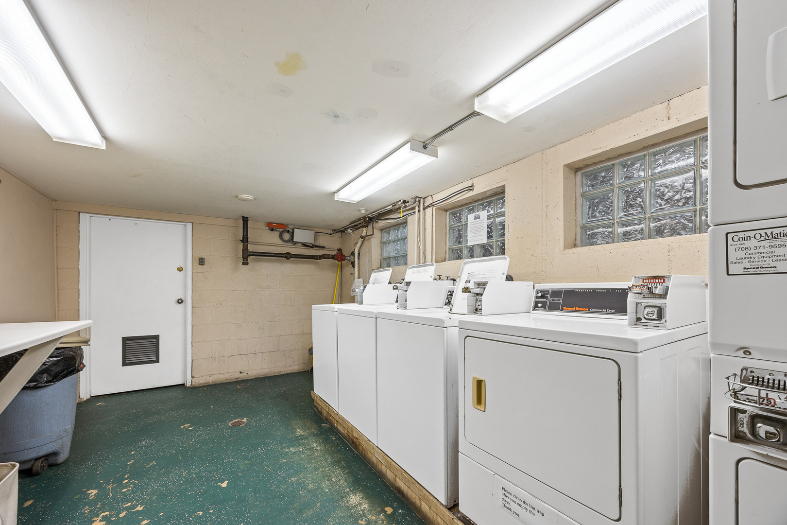 301 Chicago Avenue #3CW, Oak Park, IL 60302