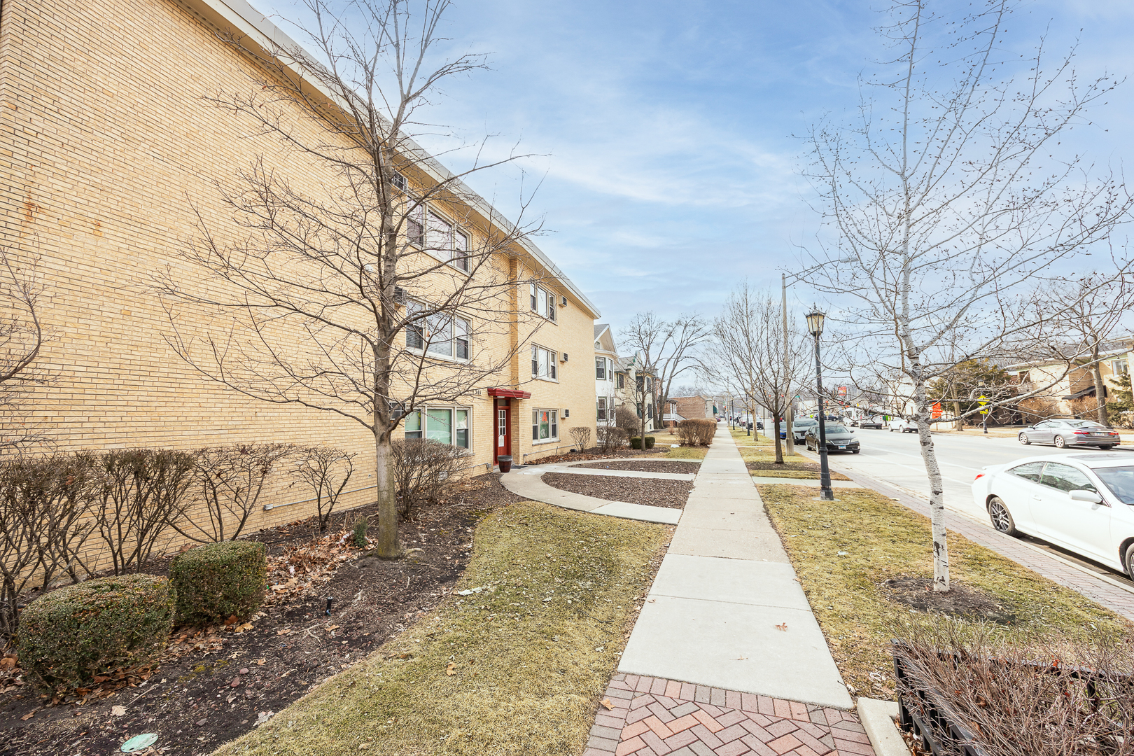 301 Chicago Avenue #3CW, Oak Park, IL 60302