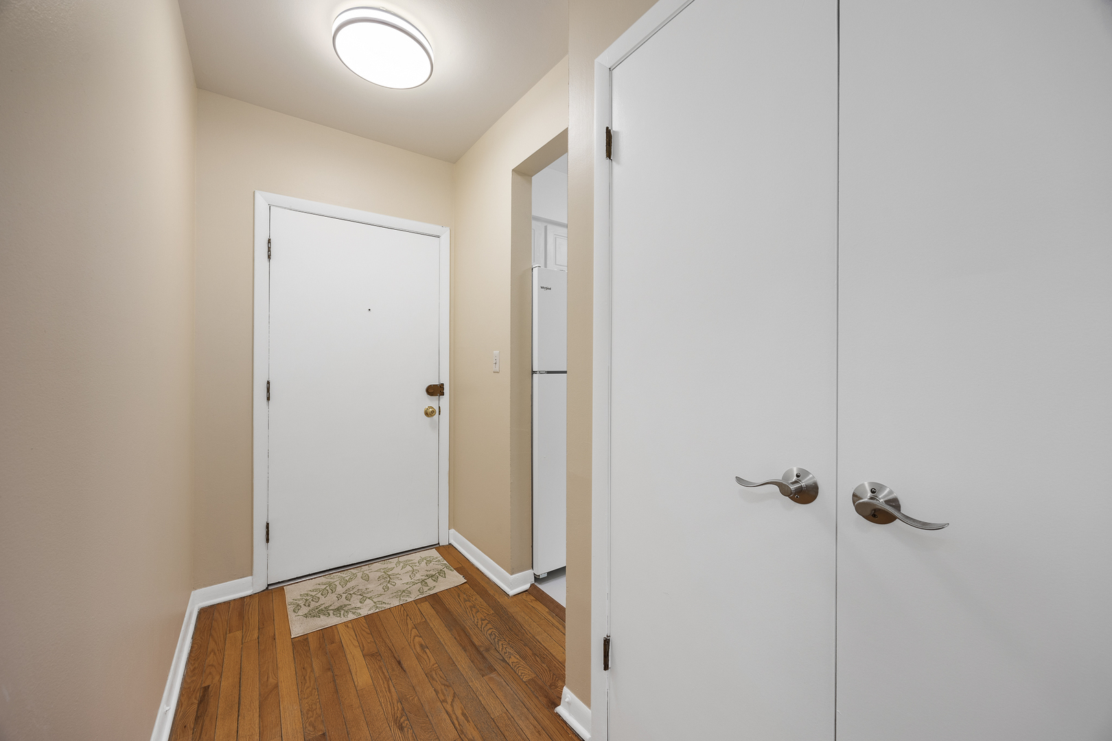 301 Chicago Avenue #3CW, Oak Park, IL 60302