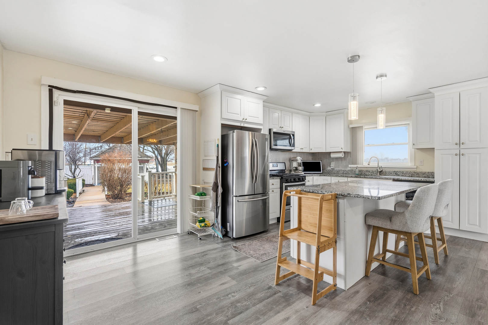 20753 Mary Drive, Lockport, IL 60441