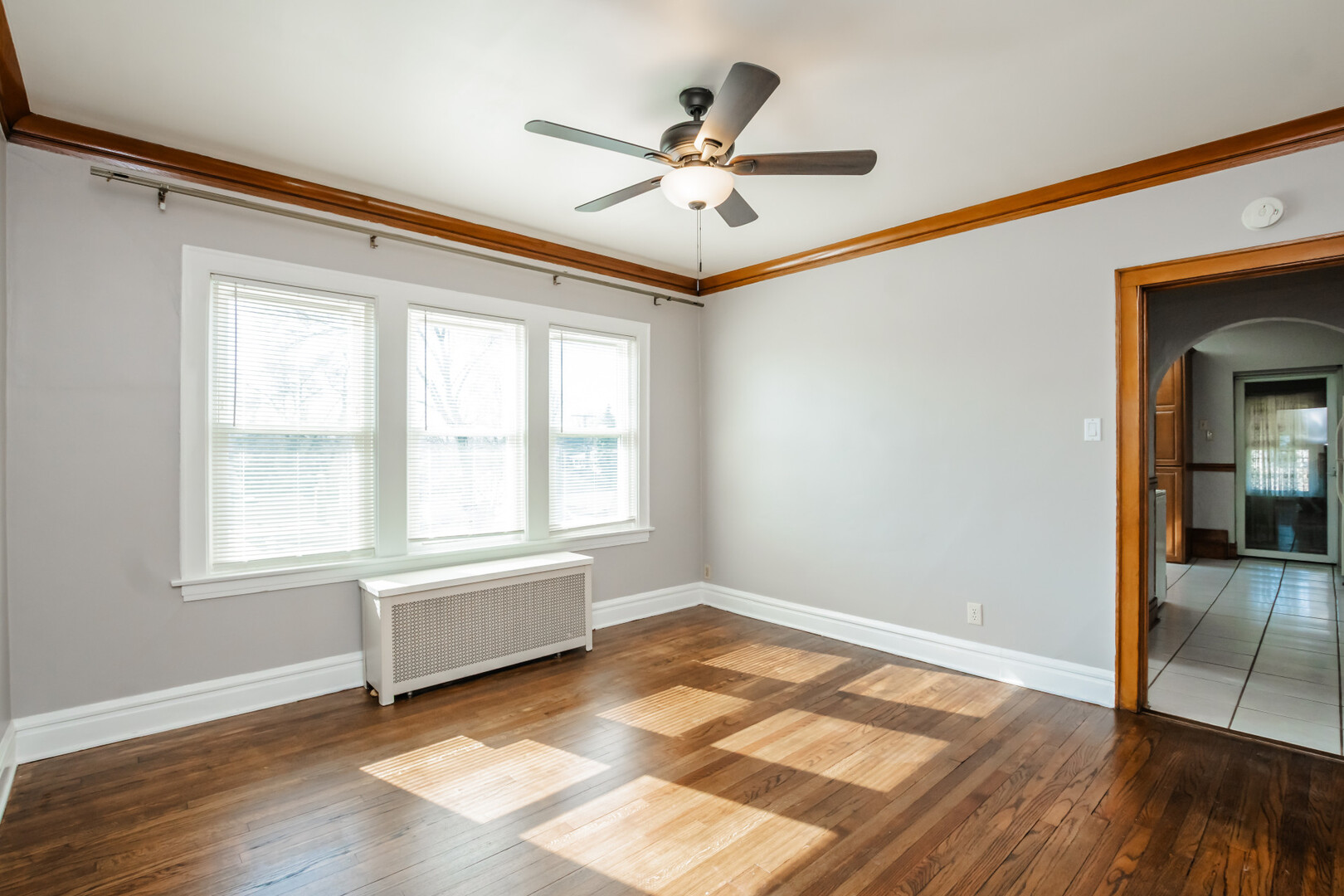 4222 Prescott Avenue #2, Lyons, IL 60534