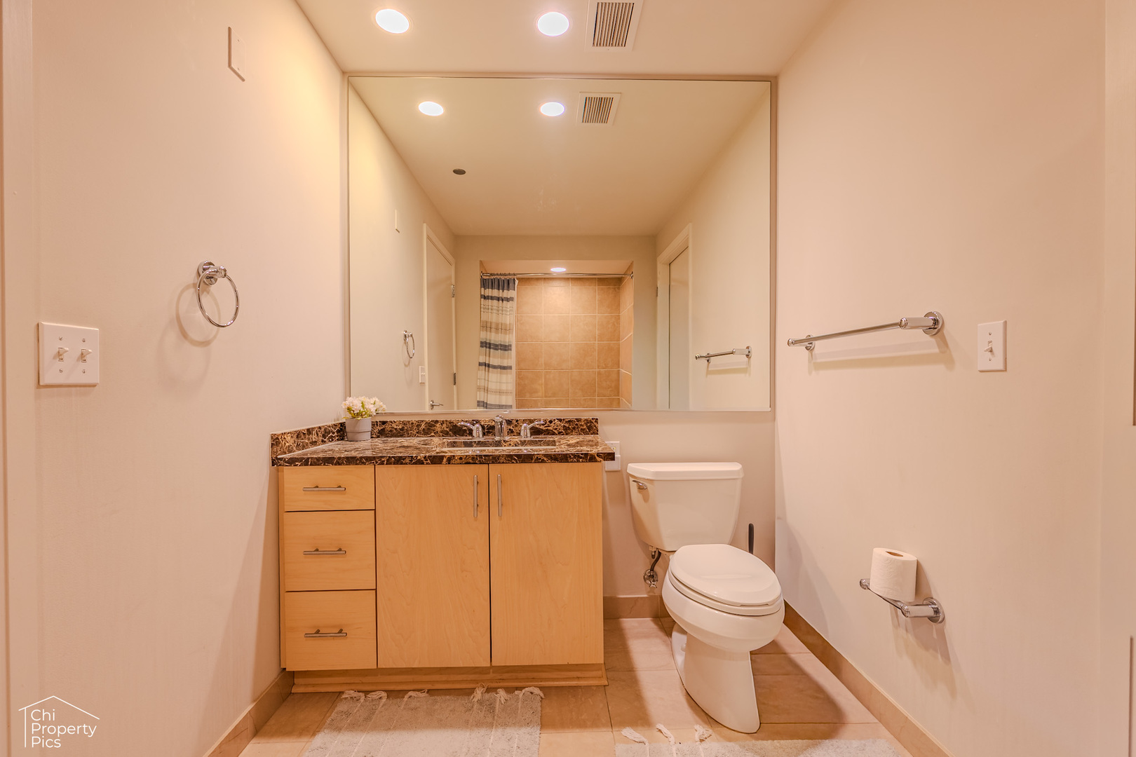 60 E Monroe Street #2403, Chicago, IL 60603