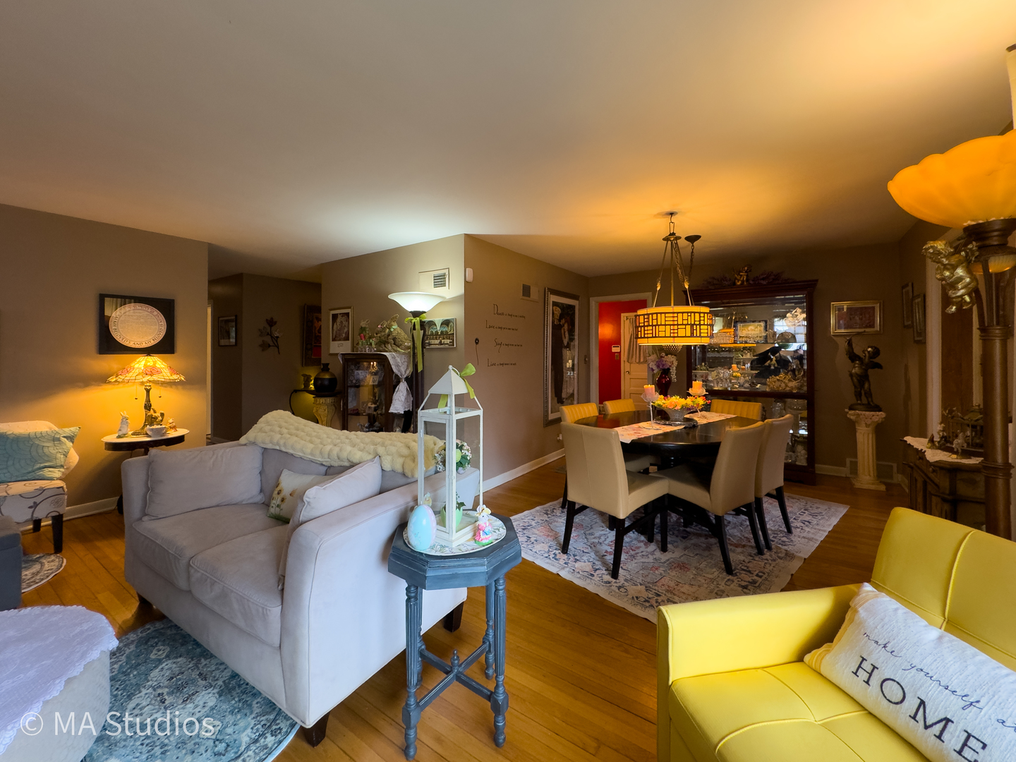 8922 PARKSIDE Avenue, Morton Grove, IL 60053