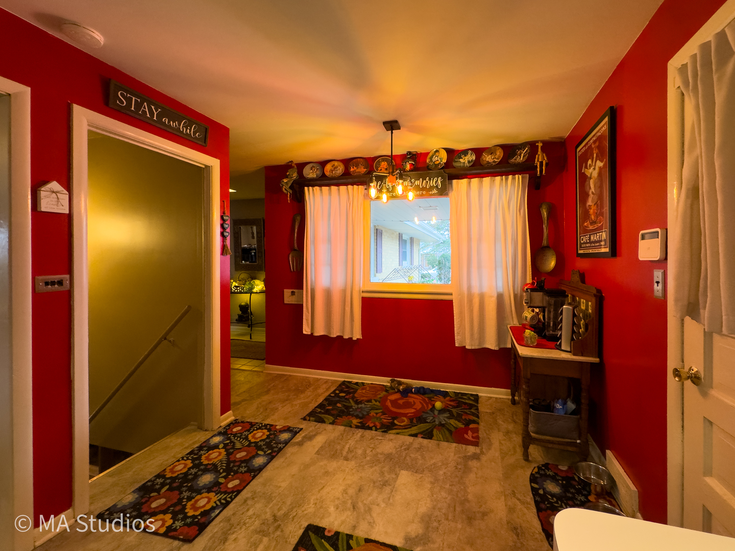 8922 PARKSIDE Avenue, Morton Grove, IL 60053