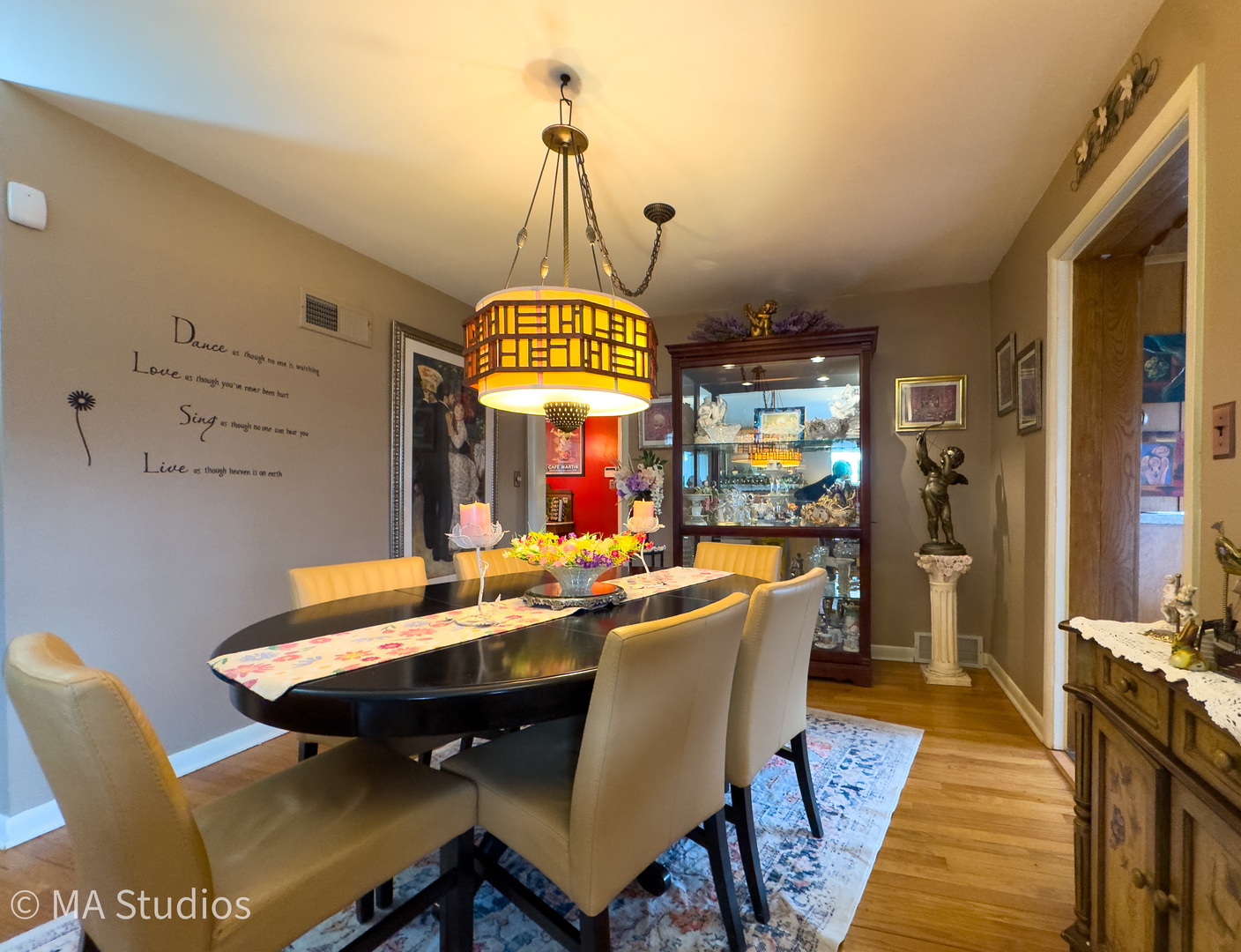 8922 PARKSIDE Avenue, Morton Grove, IL 60053