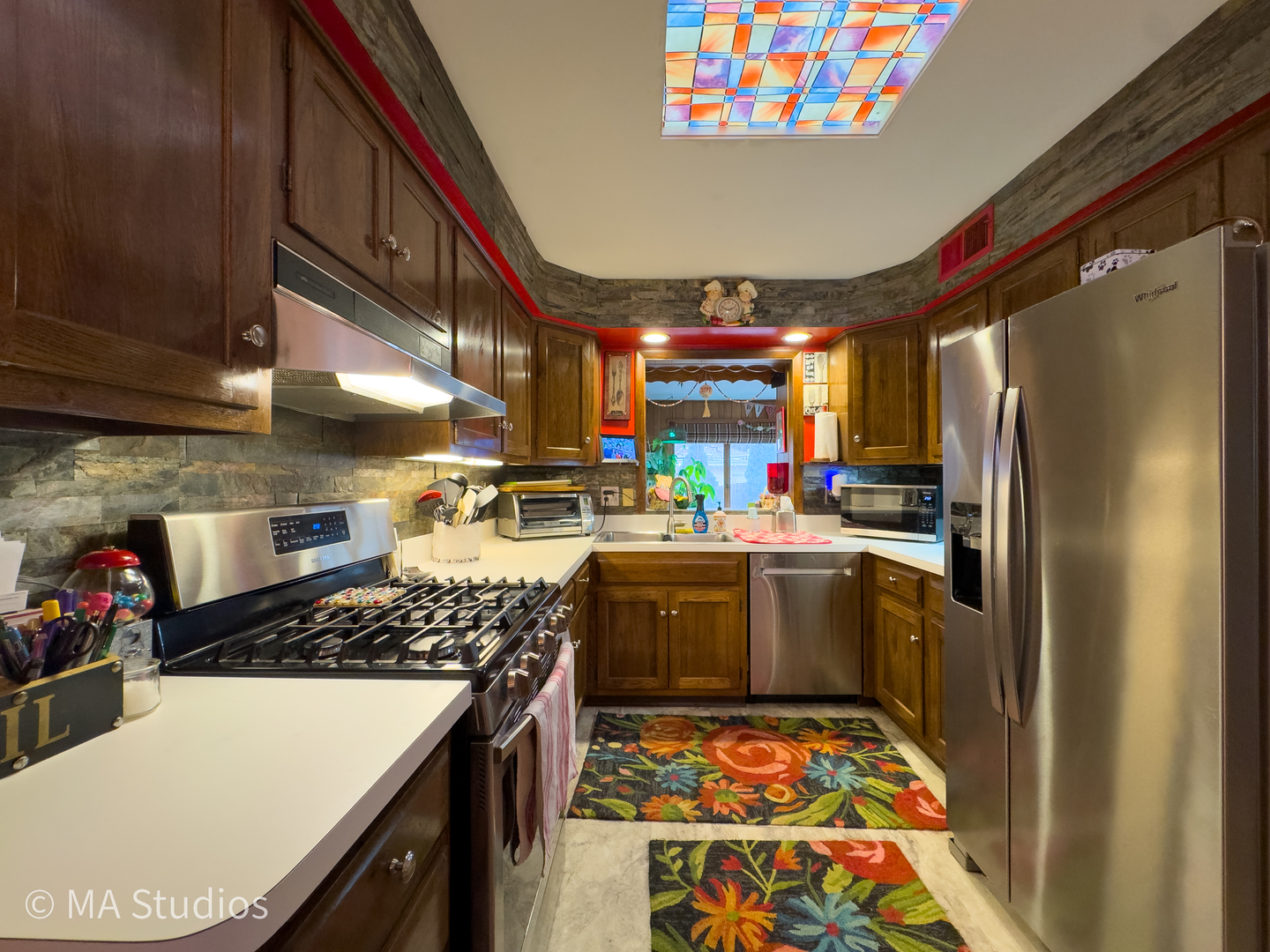 8922 PARKSIDE Avenue, Morton Grove, IL 60053