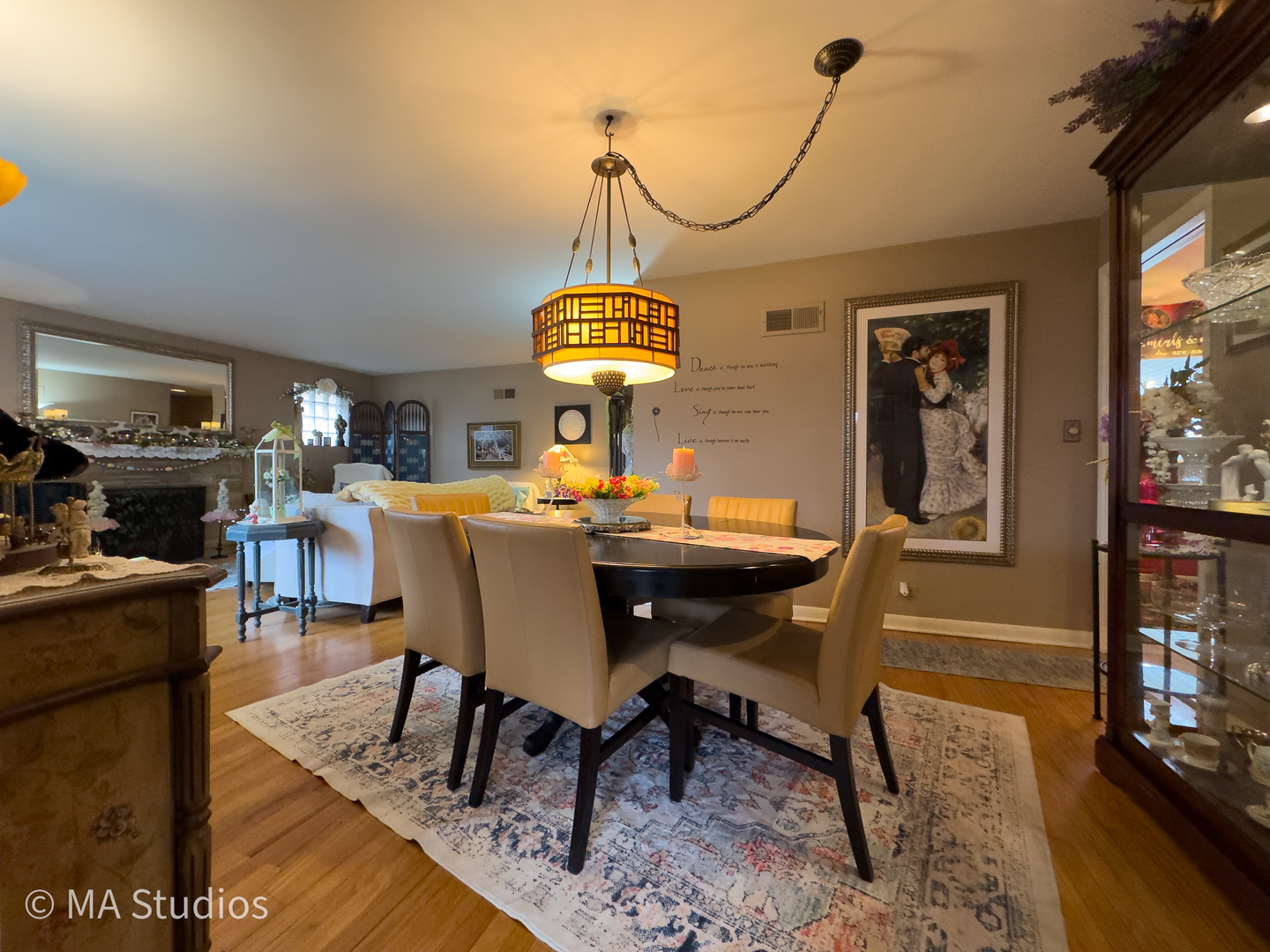 8922 PARKSIDE Avenue, Morton Grove, IL 60053