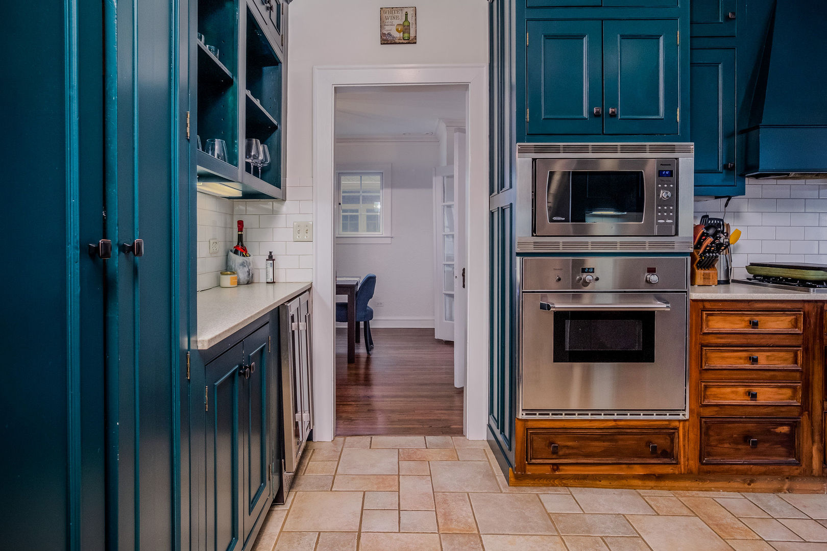 728 Howard Street, Wheaton, IL 60187