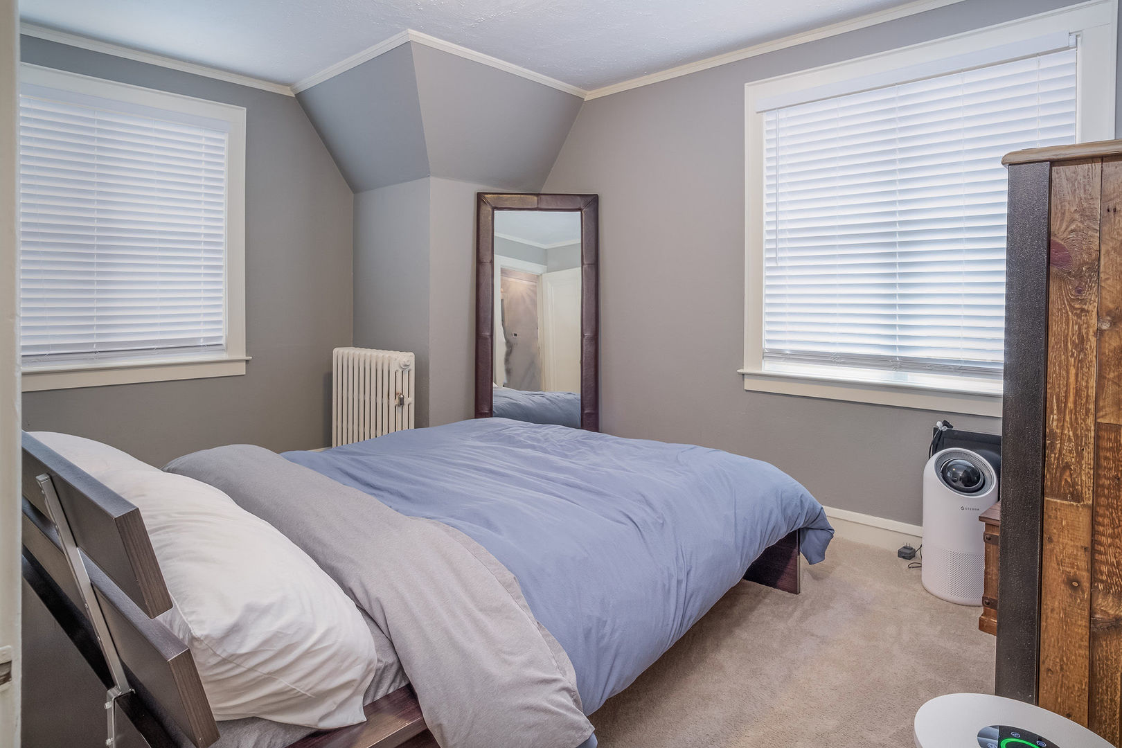 728 Howard Street, Wheaton, IL 60187