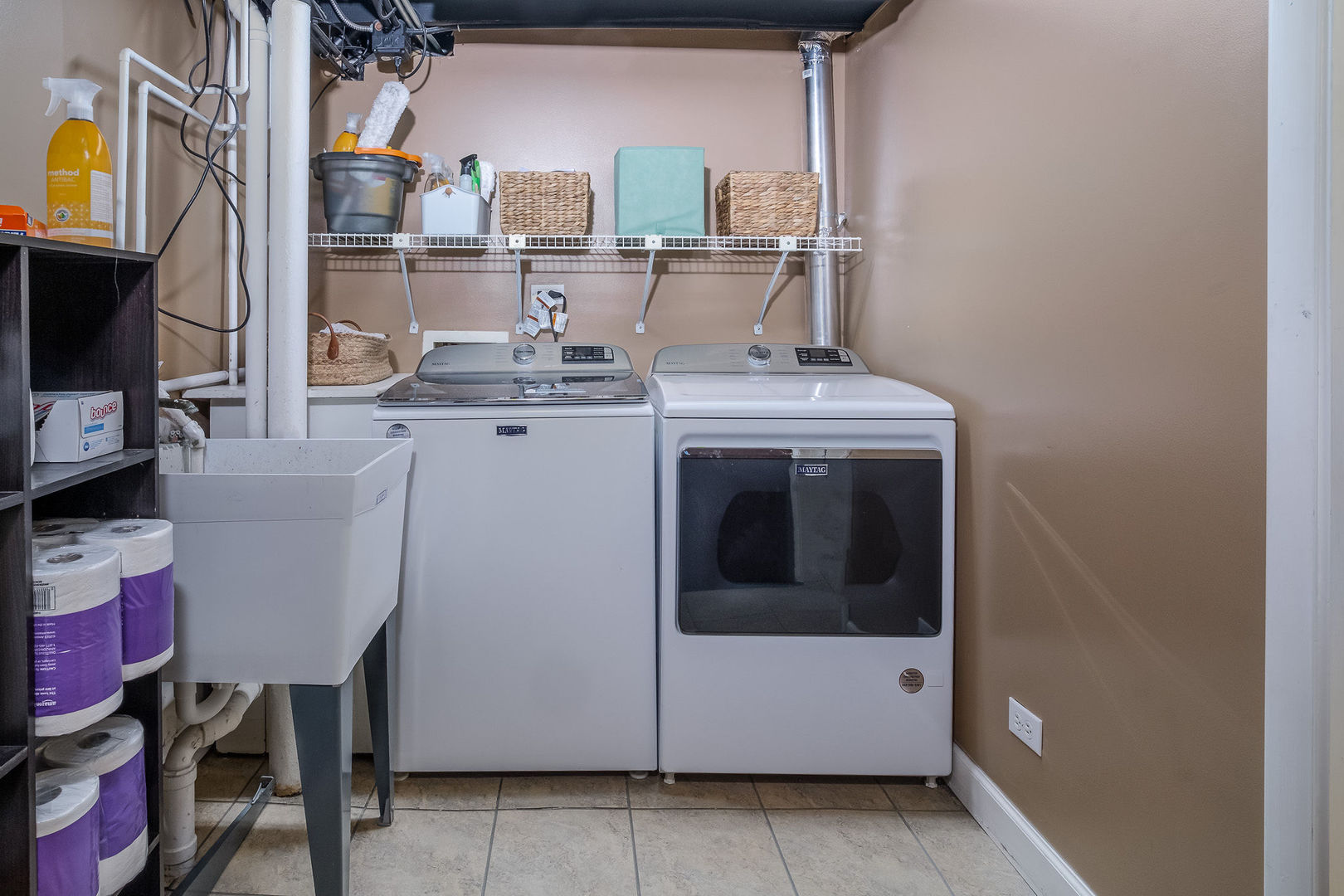 728 Howard Street, Wheaton, IL 60187