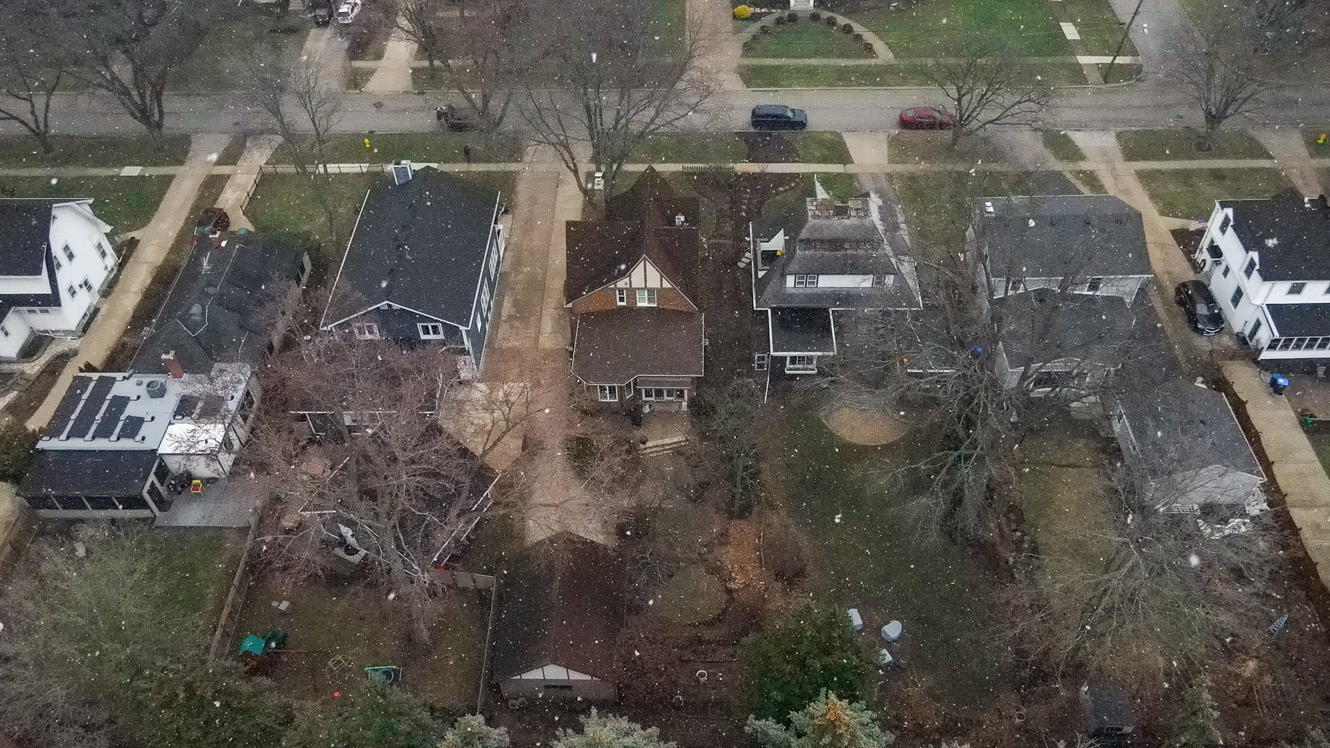 728 Howard Street, Wheaton, IL 60187