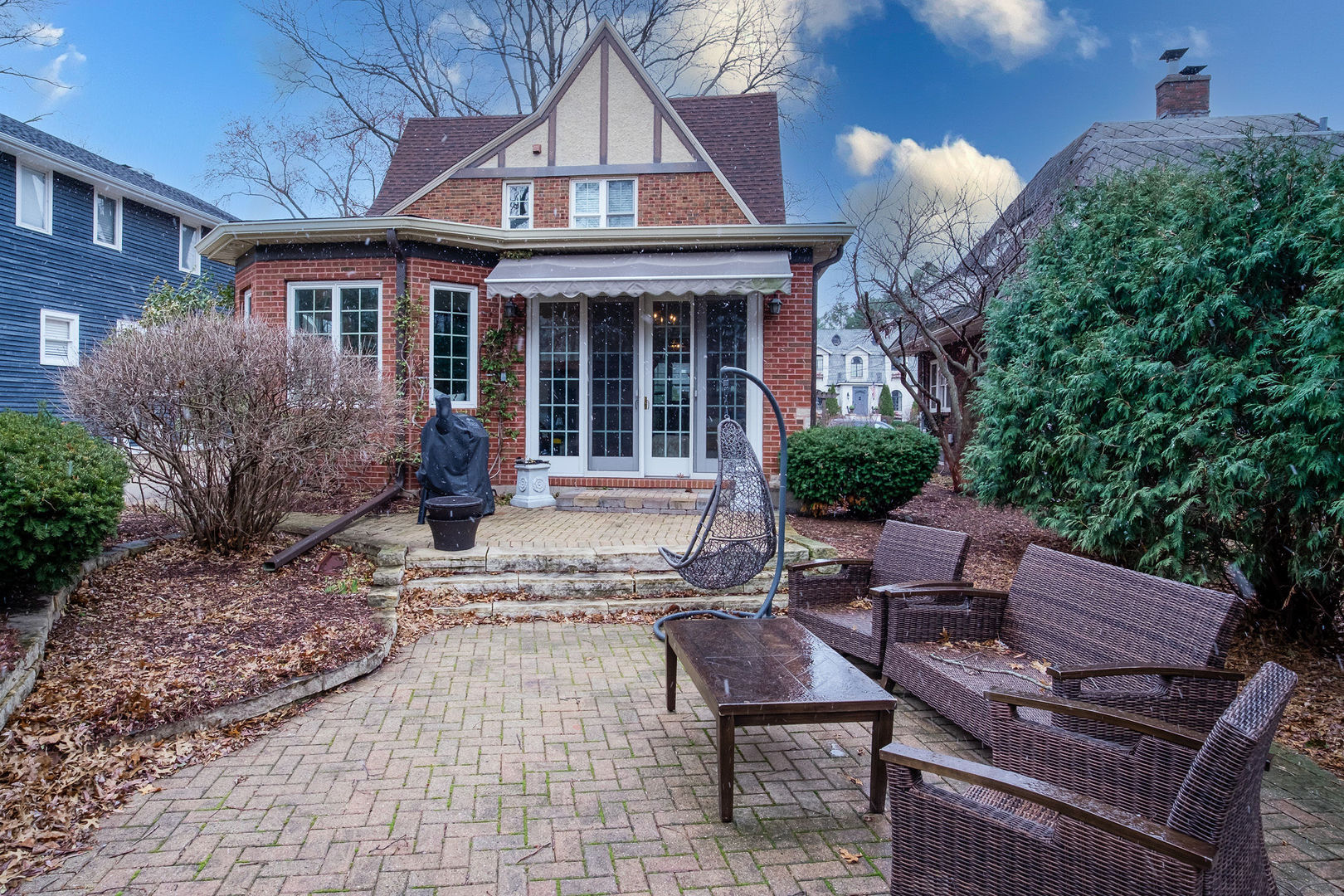 728 Howard Street, Wheaton, IL 60187