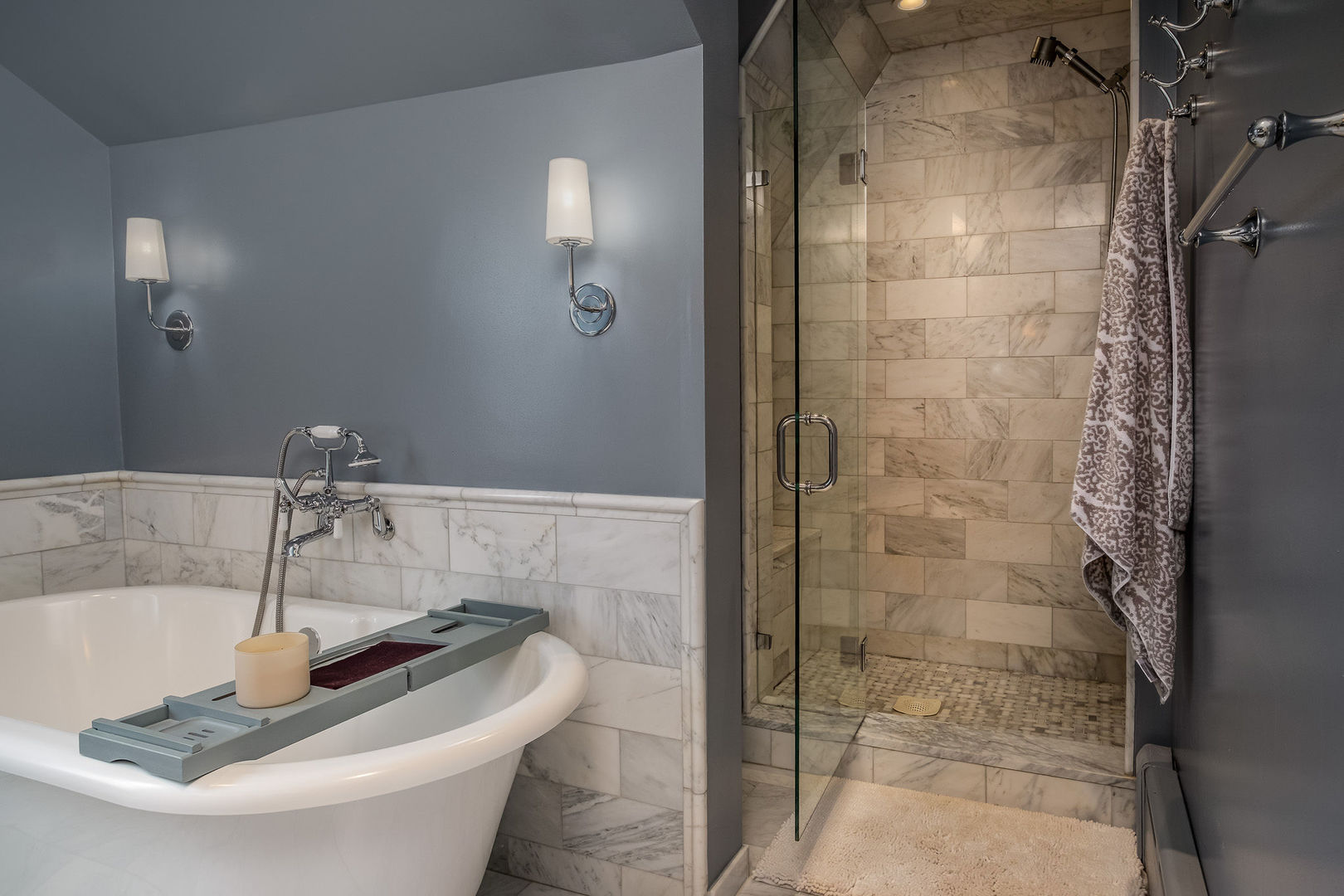 728 Howard Street, Wheaton, IL 60187