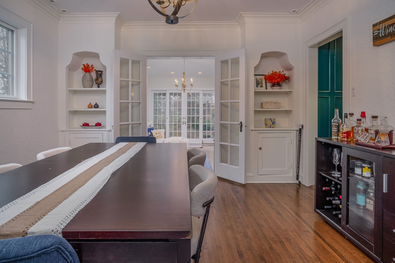 728 Howard Street, Wheaton, IL 60187