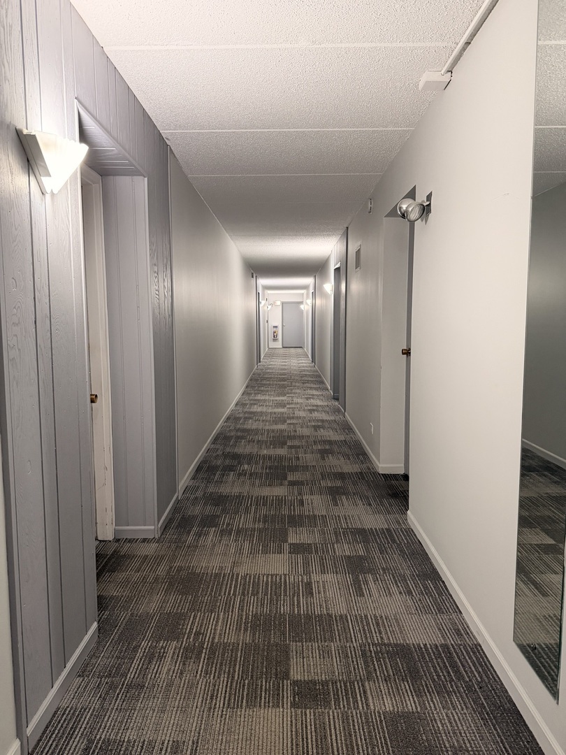 1551 Ashland Avenue #205, Des Plaines, IL 60016