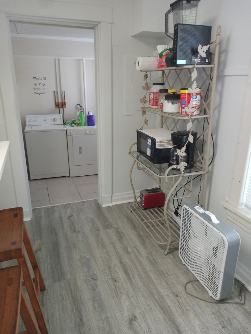 968 Judge Avenue, Waukegan, IL 60085