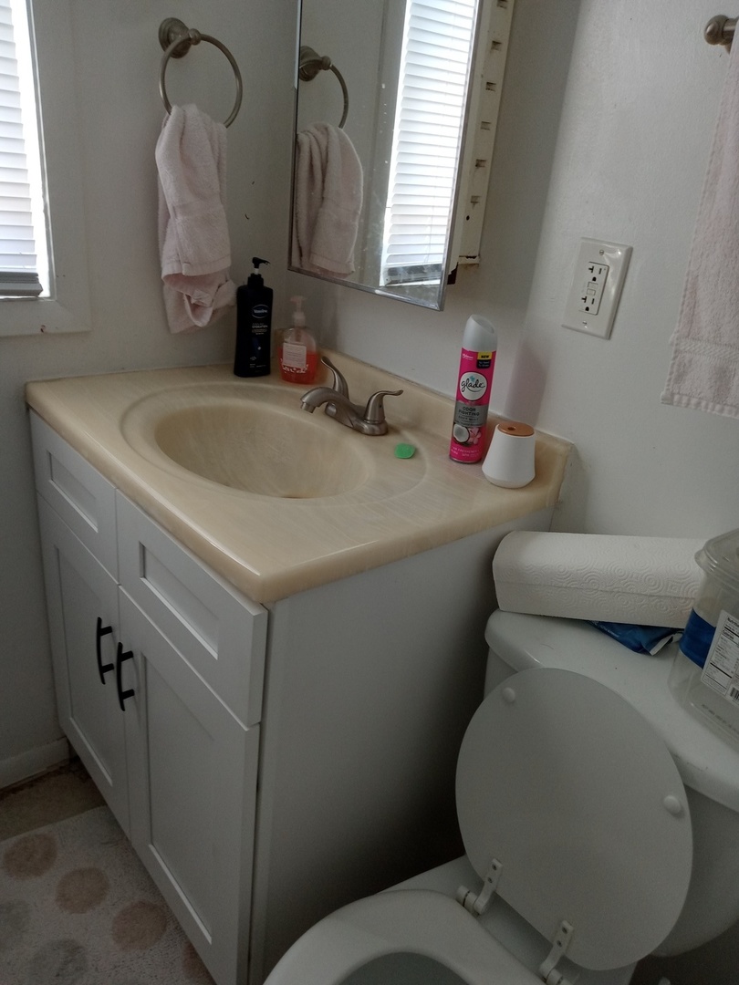 968 Judge Avenue, Waukegan, IL 60085