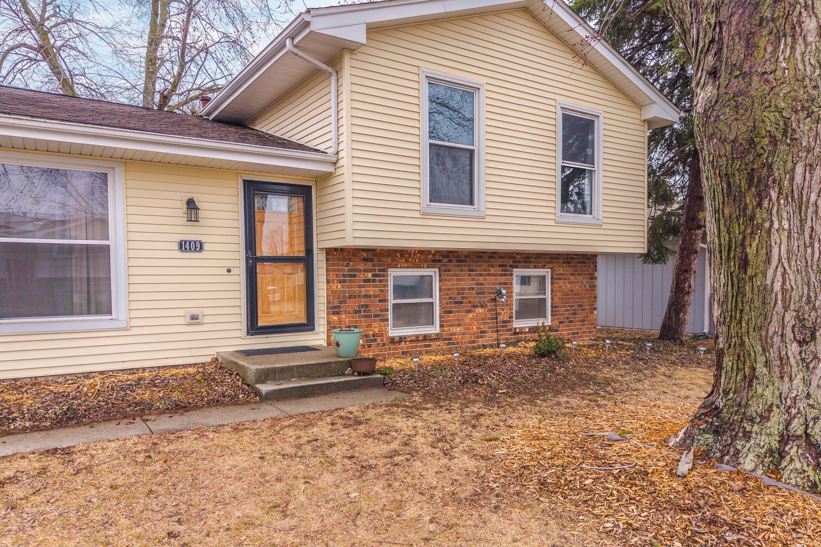 1409 Hanson Drive, Normal, IL 61761