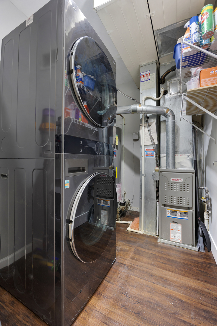 129 Southwicke Drive #B, Streamwood, IL 60107