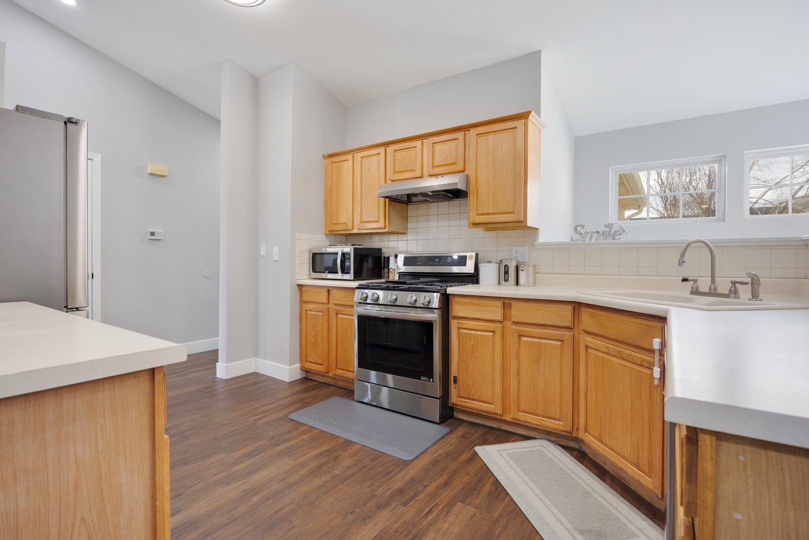 129 Southwicke Drive #B, Streamwood, IL 60107