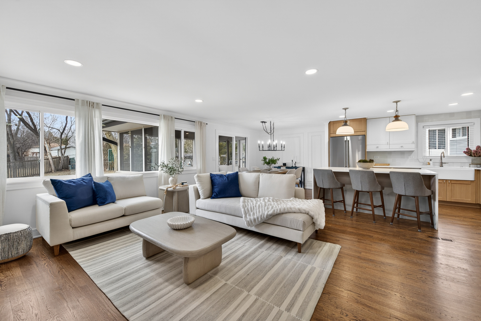 1338 Radcliffe Lane, Schaumburg, IL 60193