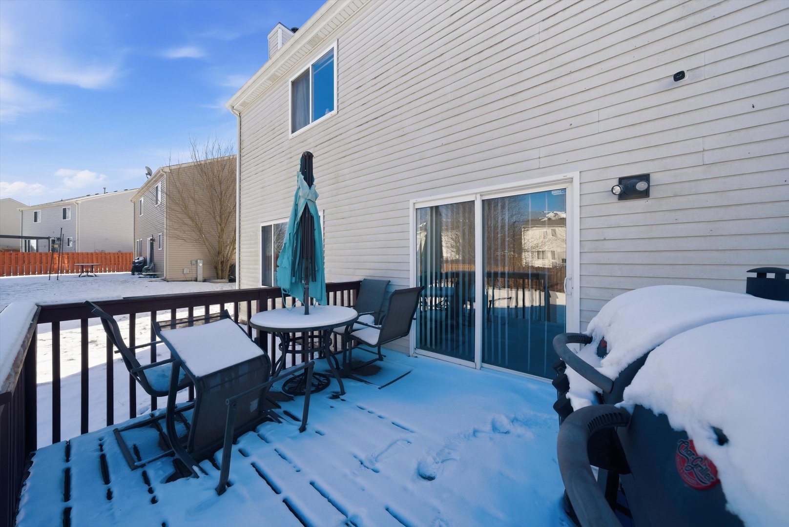 370 Dartmoor Avenue, Romeoville, IL 60446