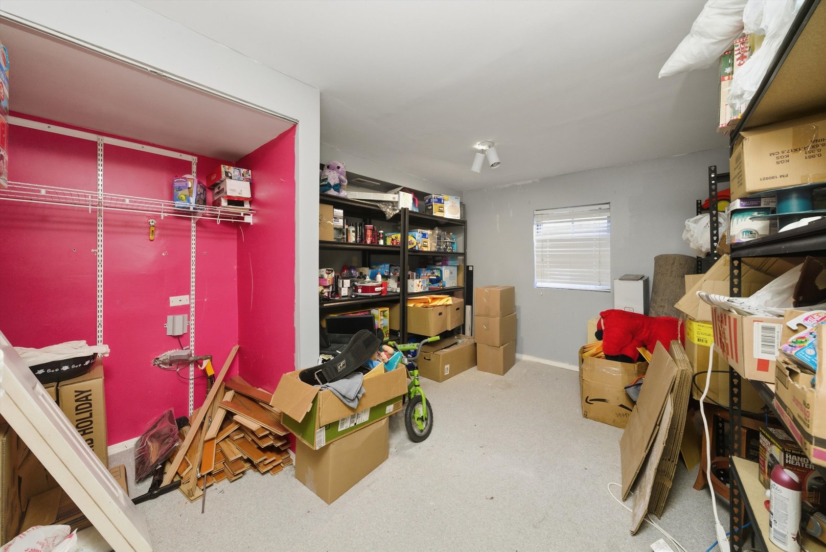 370 Dartmoor Avenue, Romeoville, IL 60446