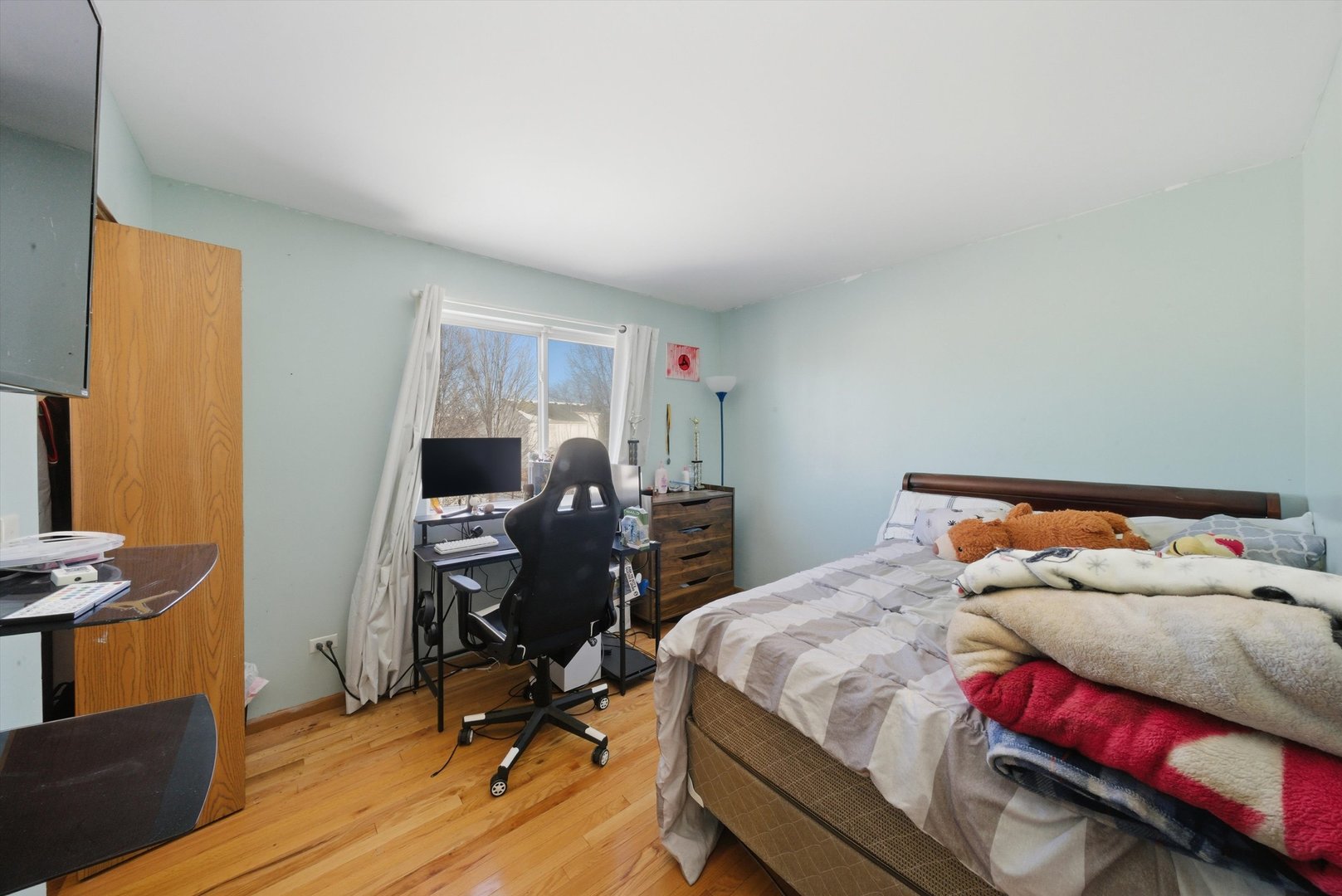 370 Dartmoor Avenue, Romeoville, IL 60446