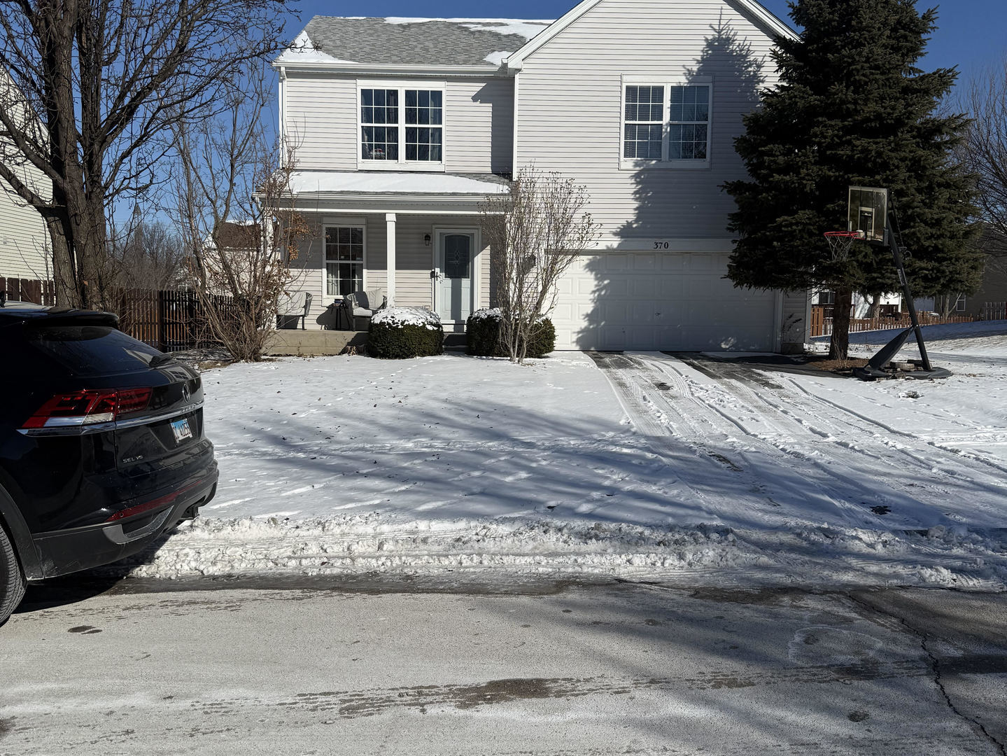 370 Dartmoor Avenue, Romeoville, IL 60446