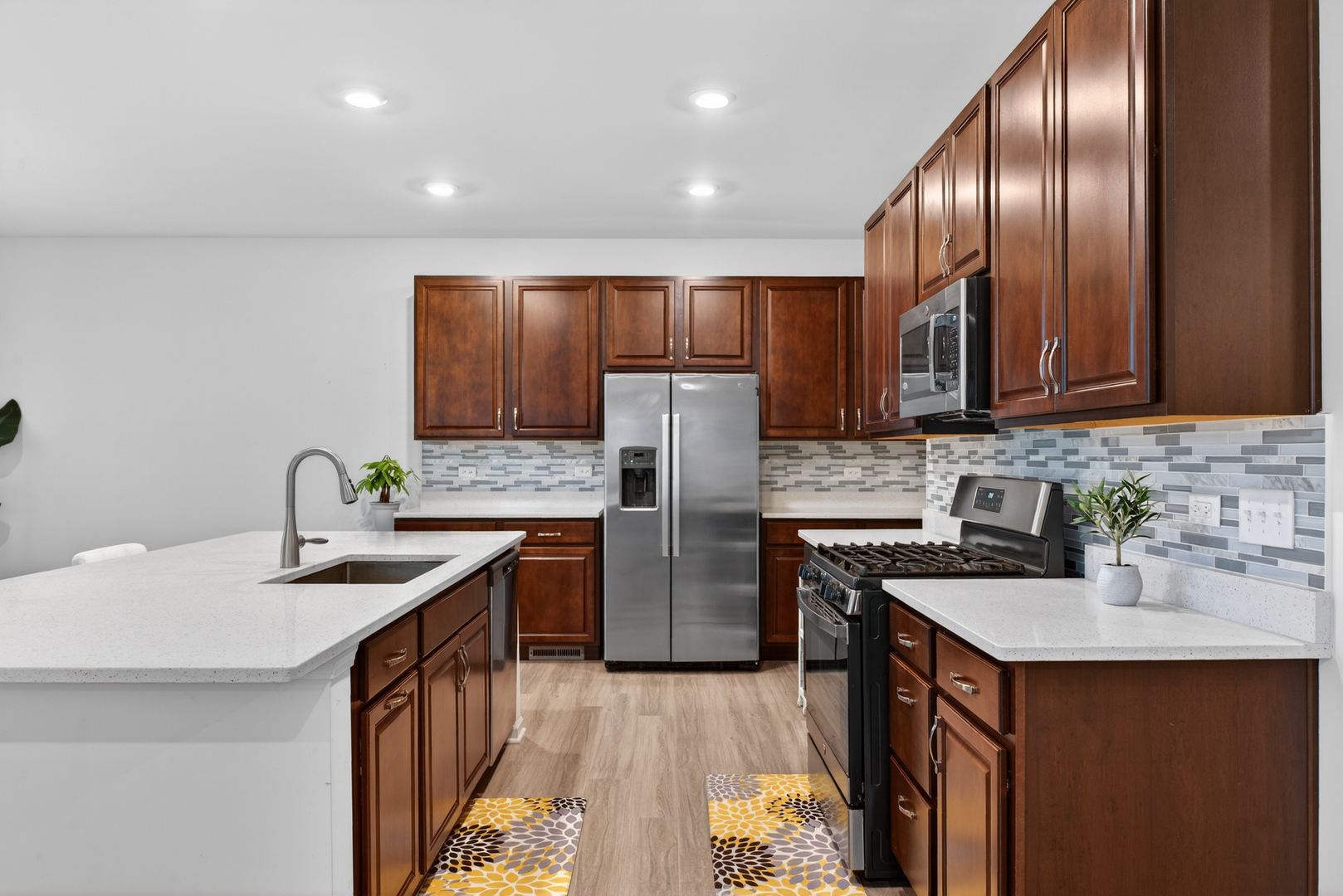 1818 Chandolin Court, Elgin, IL 60124