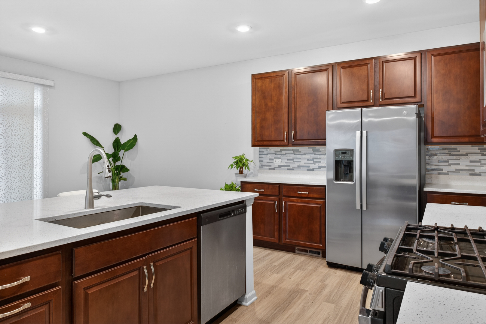 1818 Chandolin Court, Elgin, IL 60124