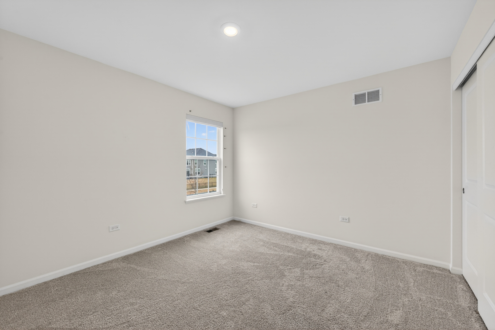 1818 Chandolin Court, Elgin, IL 60124